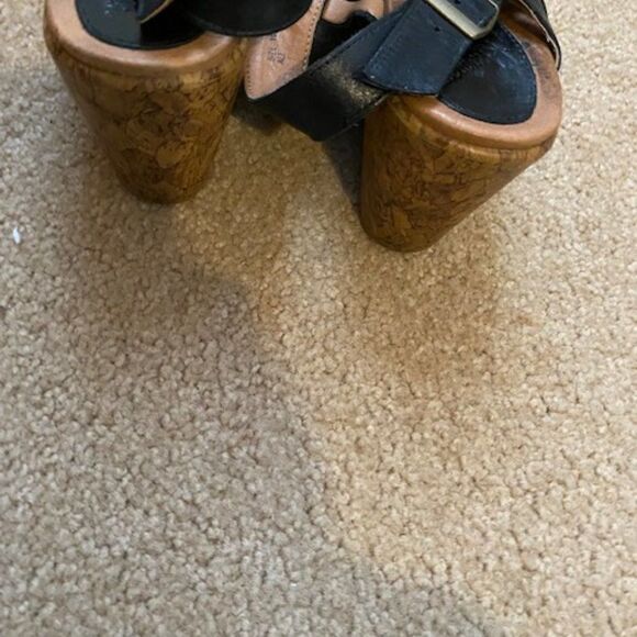 Ali by Kravings Black Wedge heels, size 10 - Picture 3 of 3